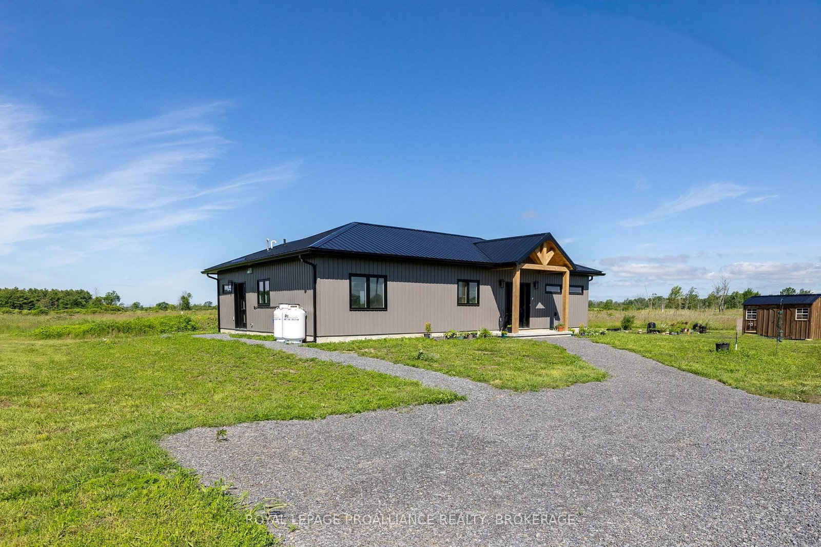 292 Kyes Road • Front of Leeds & Seeleys Bay, ON photo 2