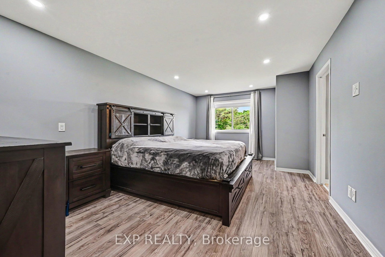 930 Torovin Private • Ottawa, ON photo 11