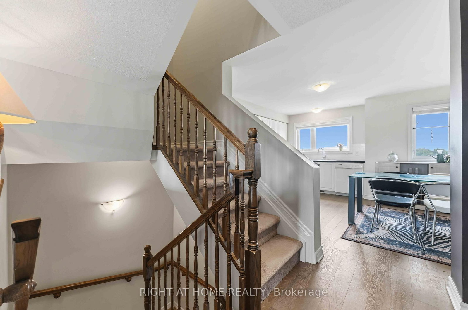 354 Brettonwood Ridge • Ottawa, ON photo 14