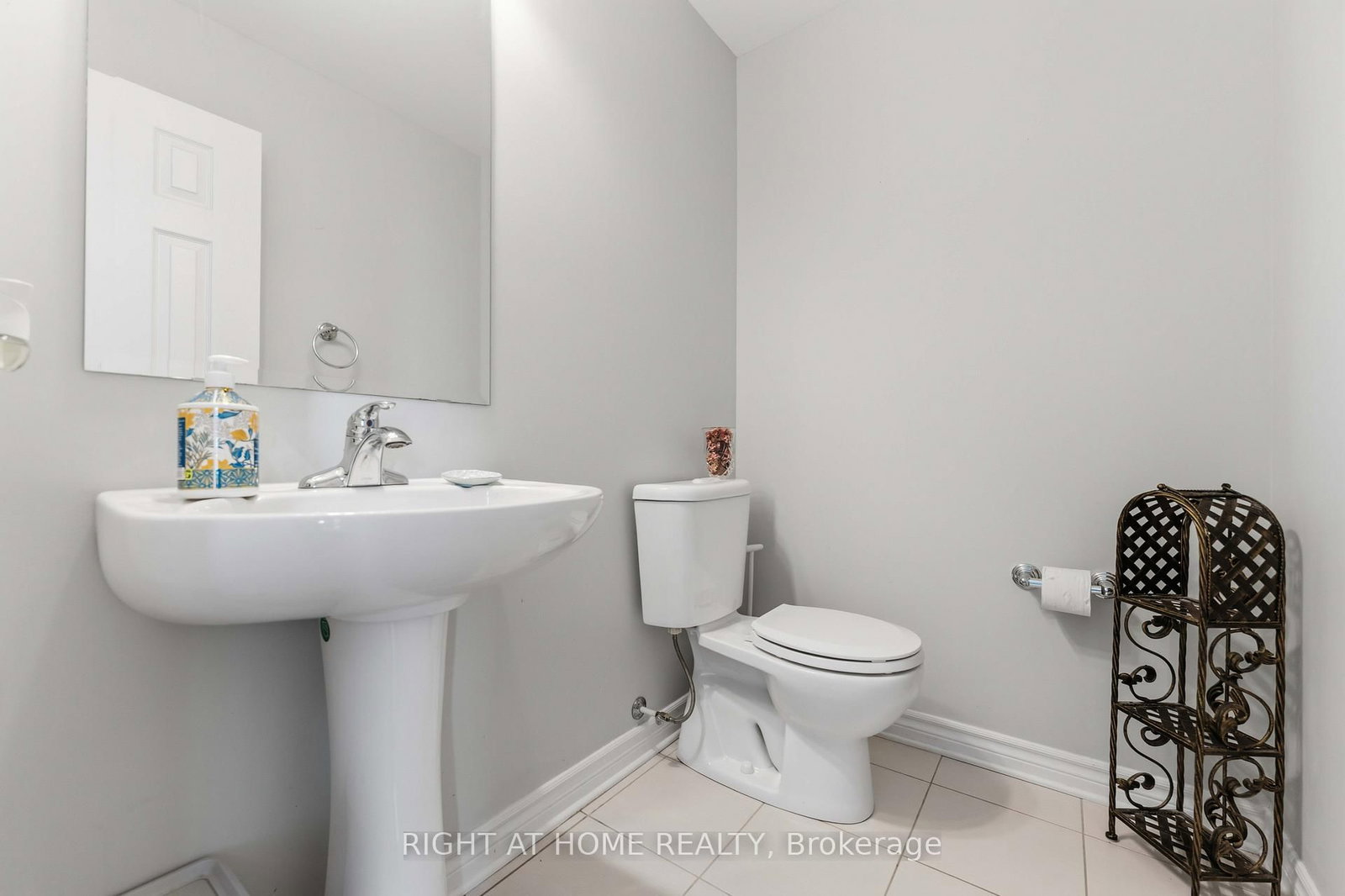 354 Brettonwood Ridge • Ottawa, ON photo 21