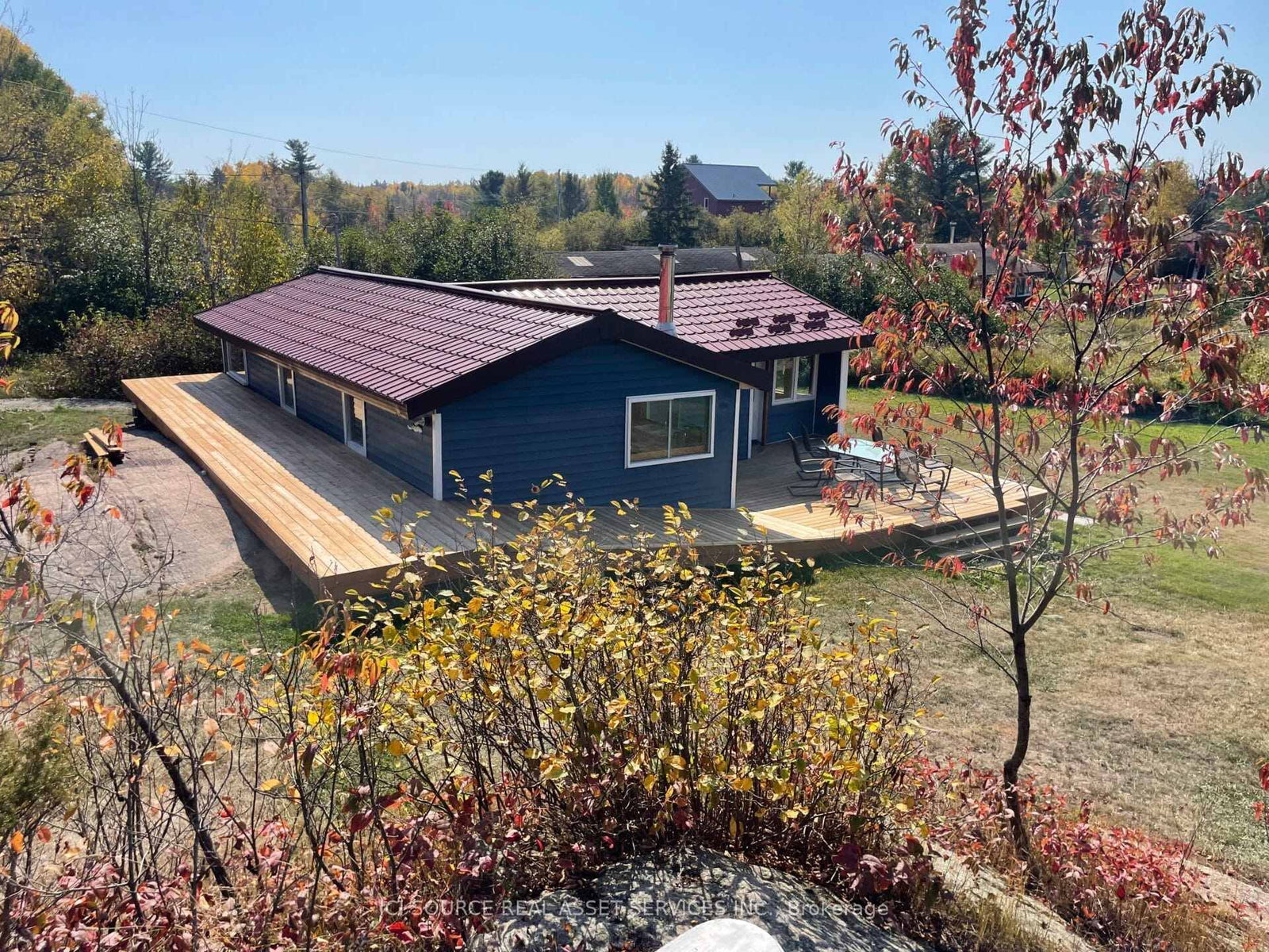 596C E Ham Lake Road • Killarney, ON photo 2