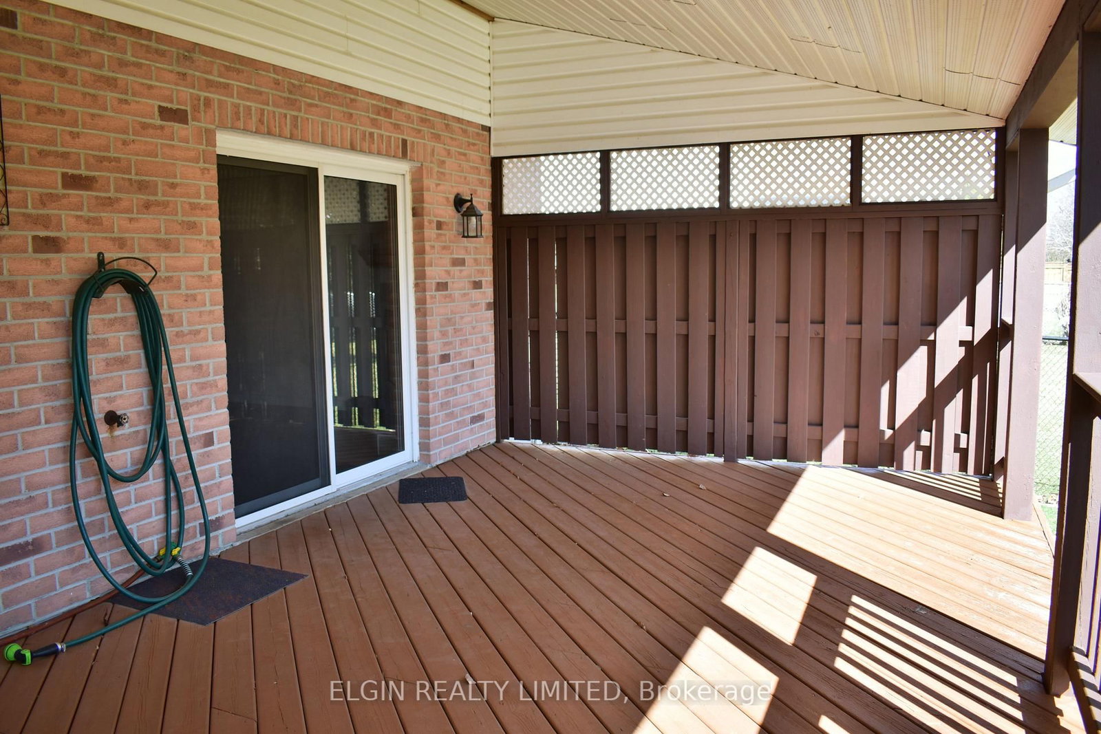 578 Wellington Street • St. Thomas, ON photo 27