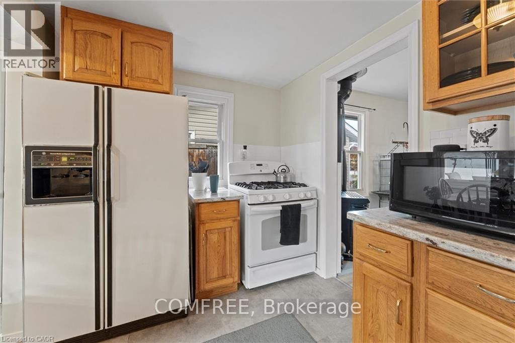1743 St Luke Road • Out of Area, ON photo 12