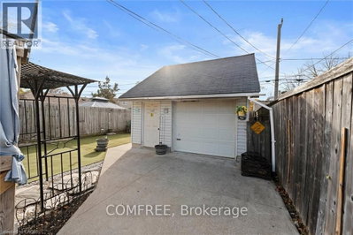1743 St Luke Road • Out of Area, ON photo 9