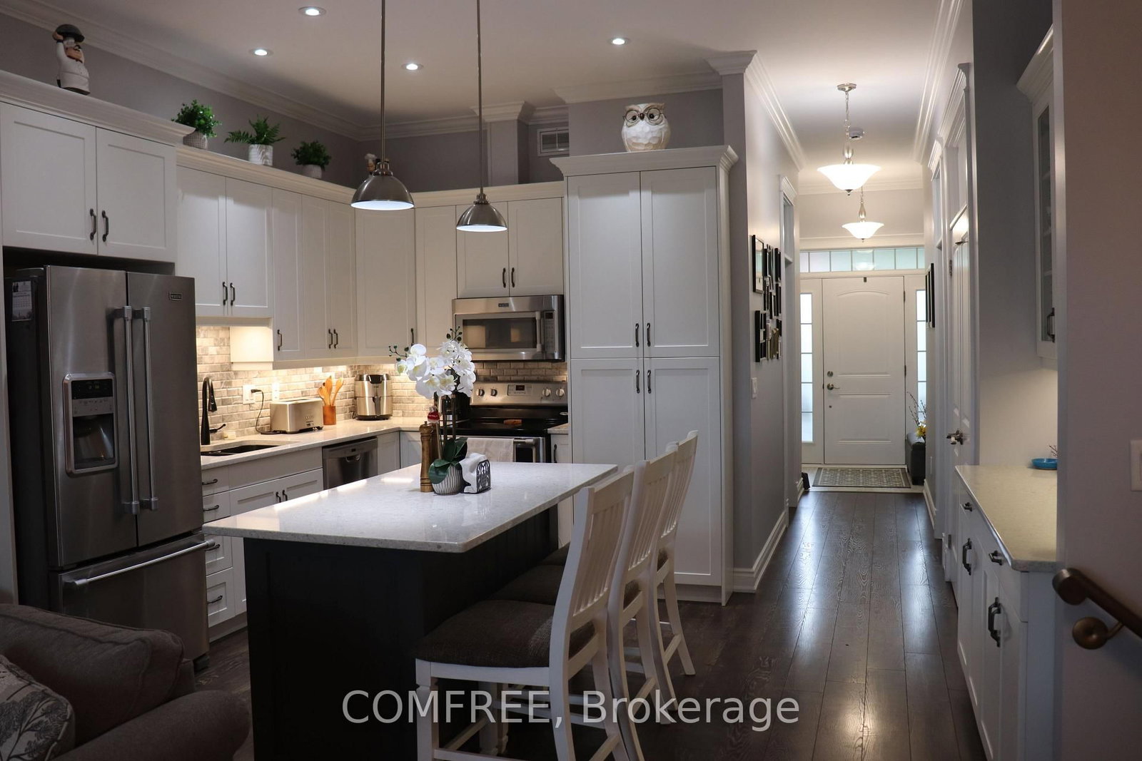 805 Lees Avenue • Cobourg, ON photo 18