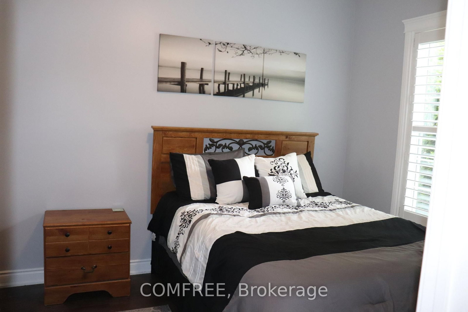 805 Lees Avenue • Cobourg, ON photo 27