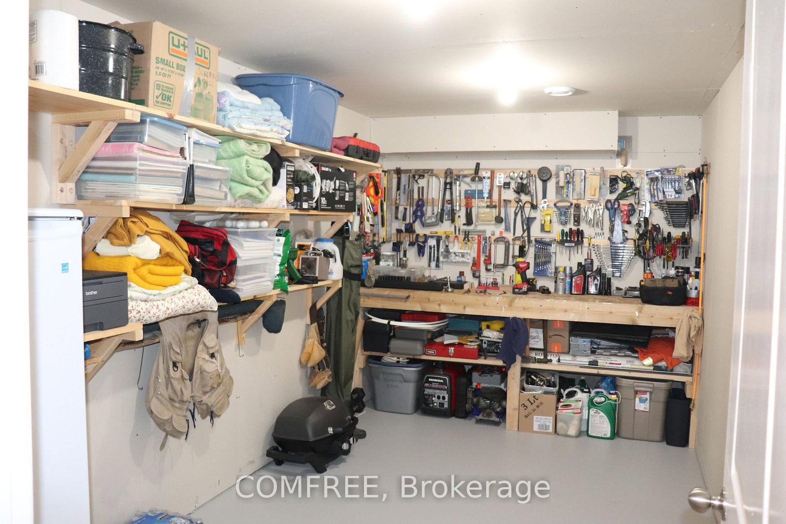 805 Lees Avenue • Cobourg, ON photo 39