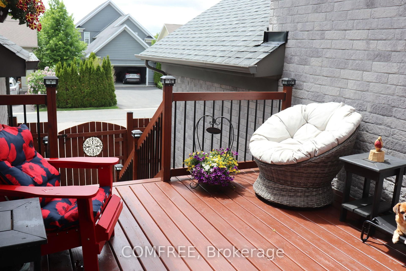 805 Lees Avenue • Cobourg, ON photo 7