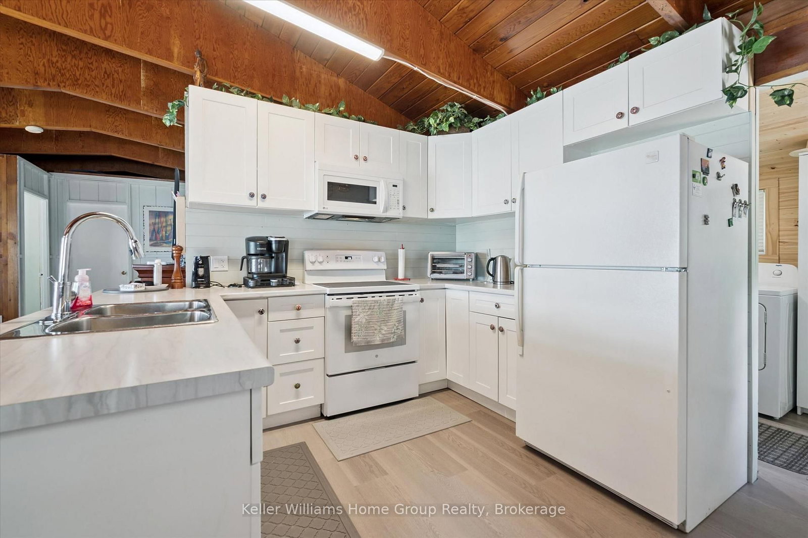 115 First Street • Centre Wellington, ON photo 7