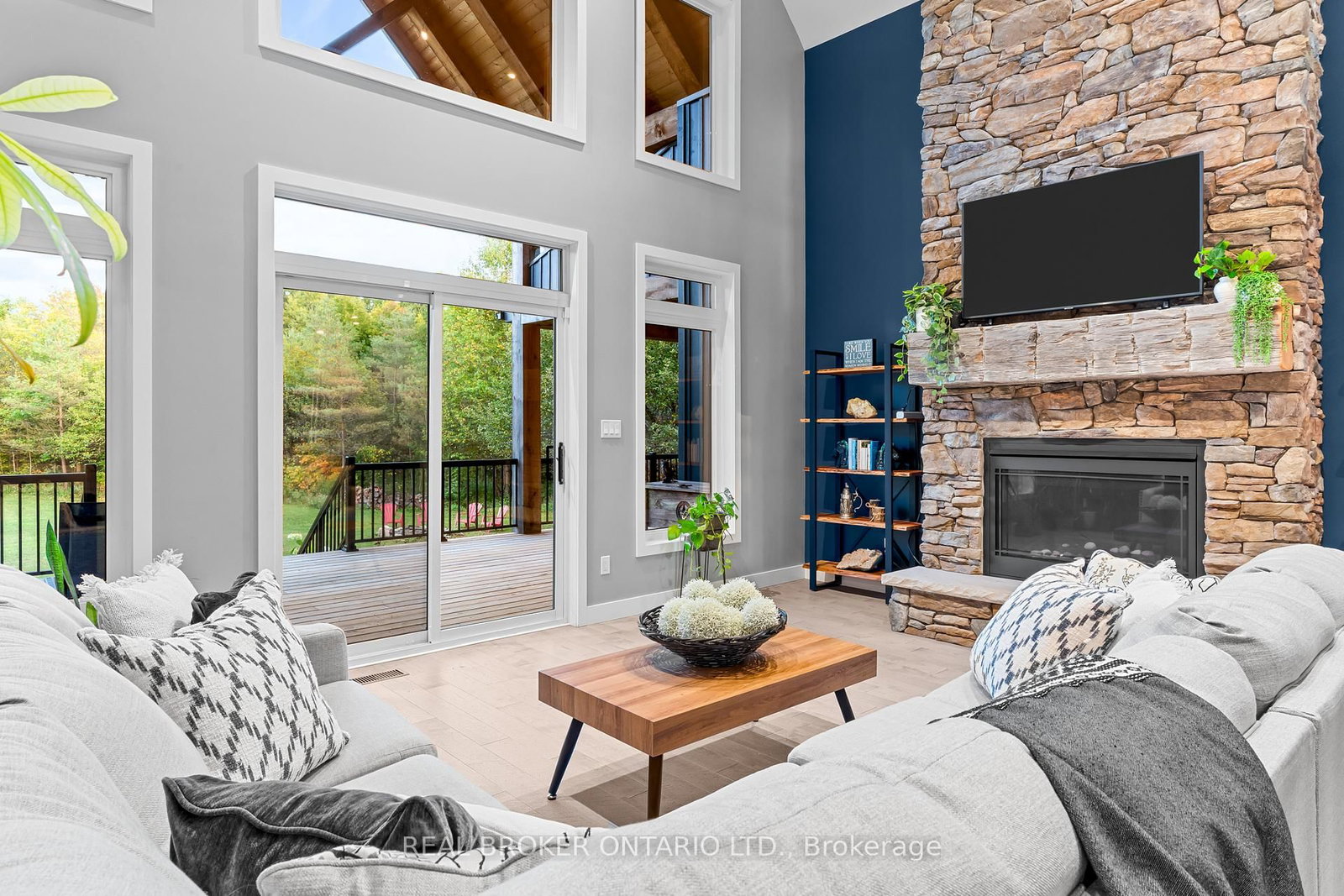 70167 Zion Church Road • Georgian Bluffs, ON photo 11