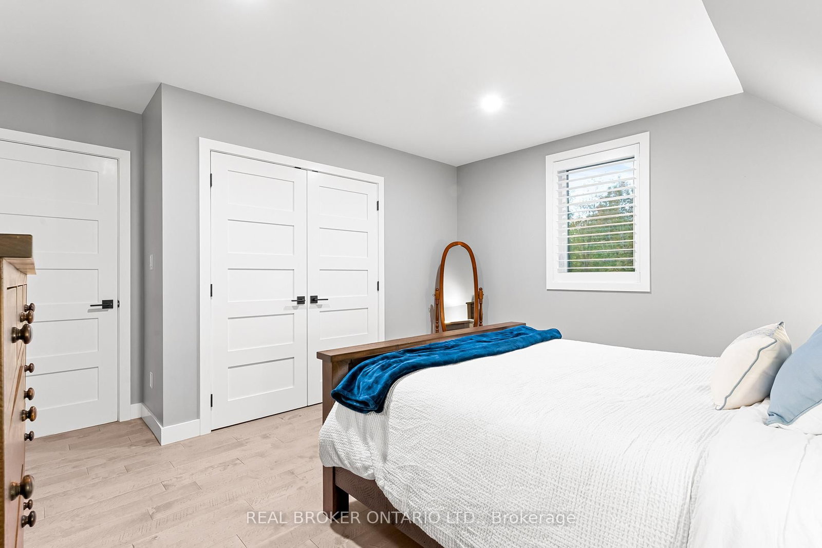 70167 Zion Church Road • Georgian Bluffs, ON photo 32