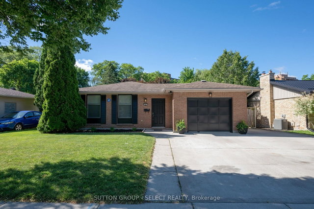 661 Grenfell Drive