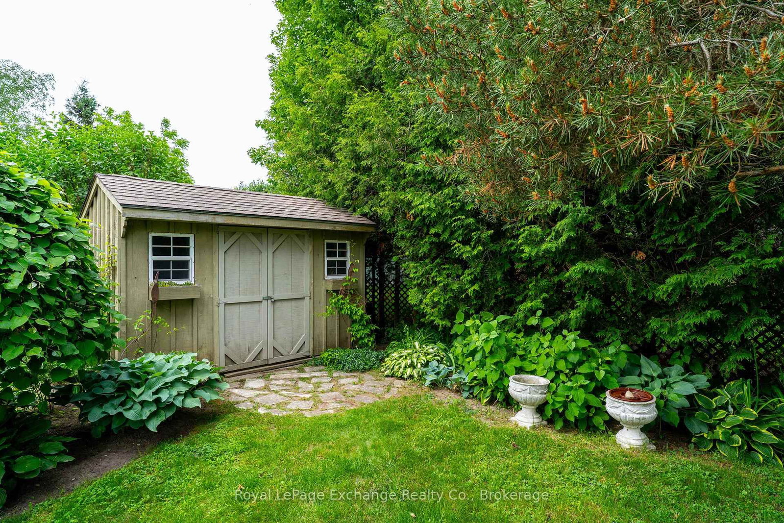 579 Peirson Avenue • Saugeen Shores, ON photo 16