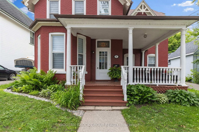 home for sale on 16 Beecher Street