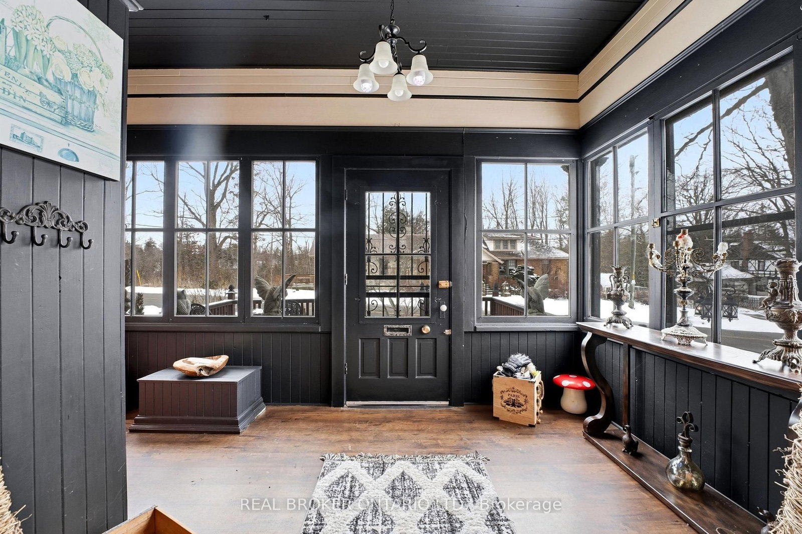 259 Western Avenue • Norfolk, ON photo 6