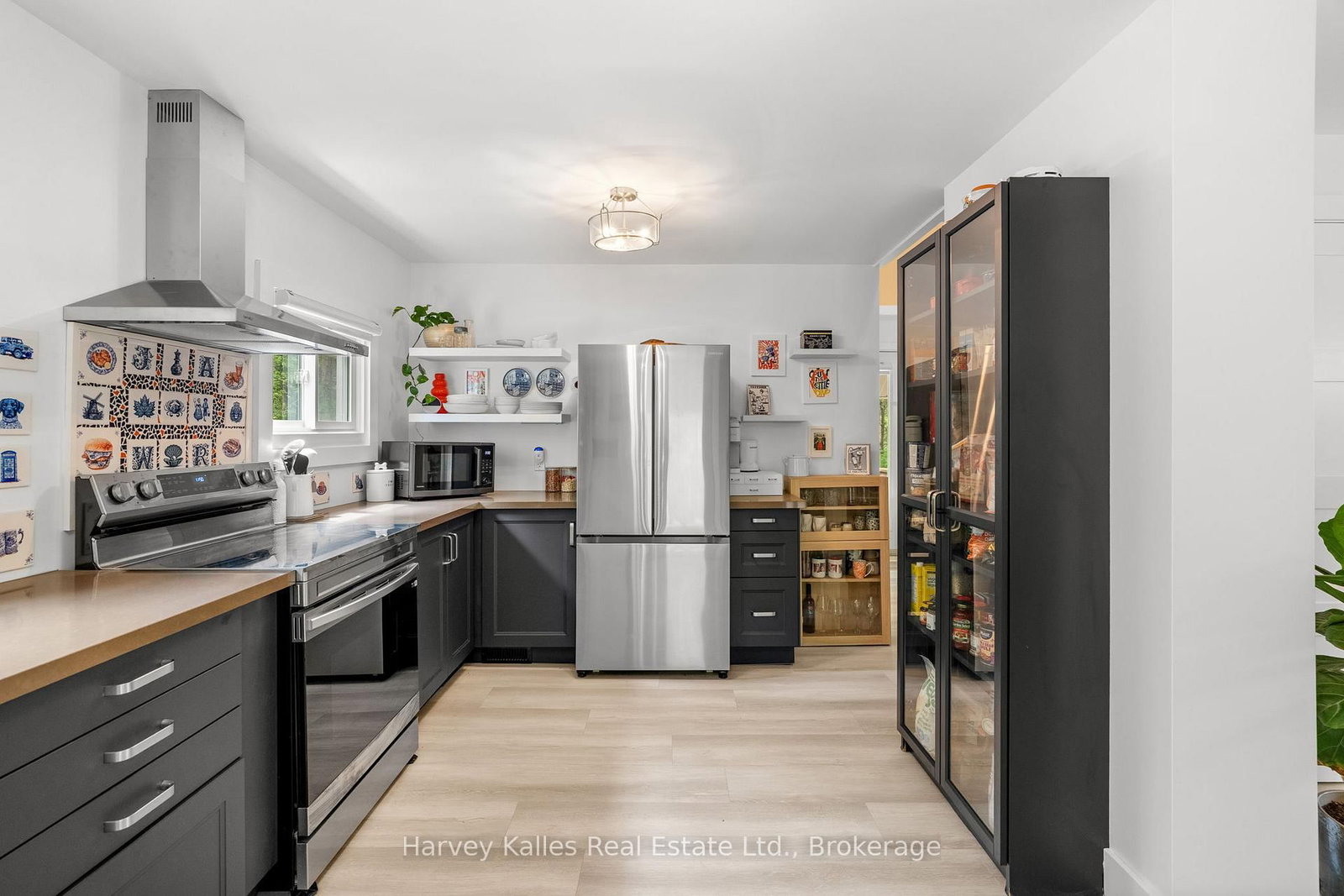 66 Robert Road E • Huntsville, ON photo 10