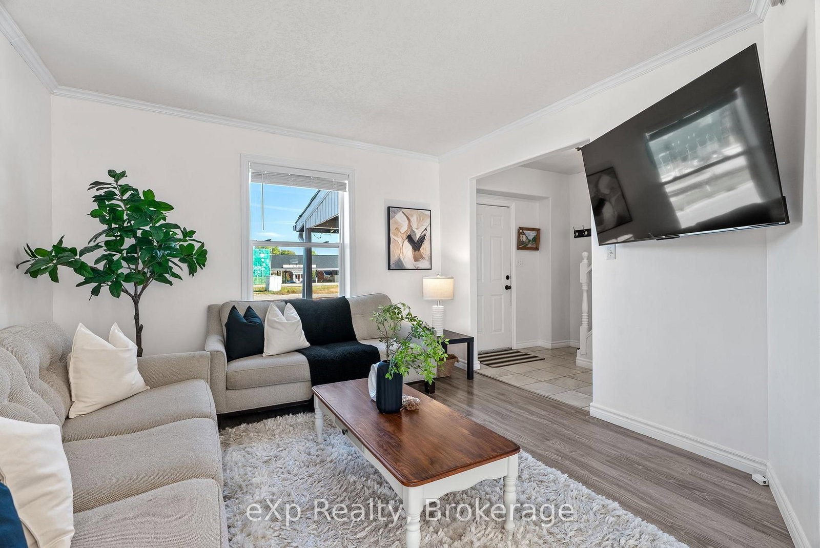 63 Guelph Street • Stratford, ON photo 12