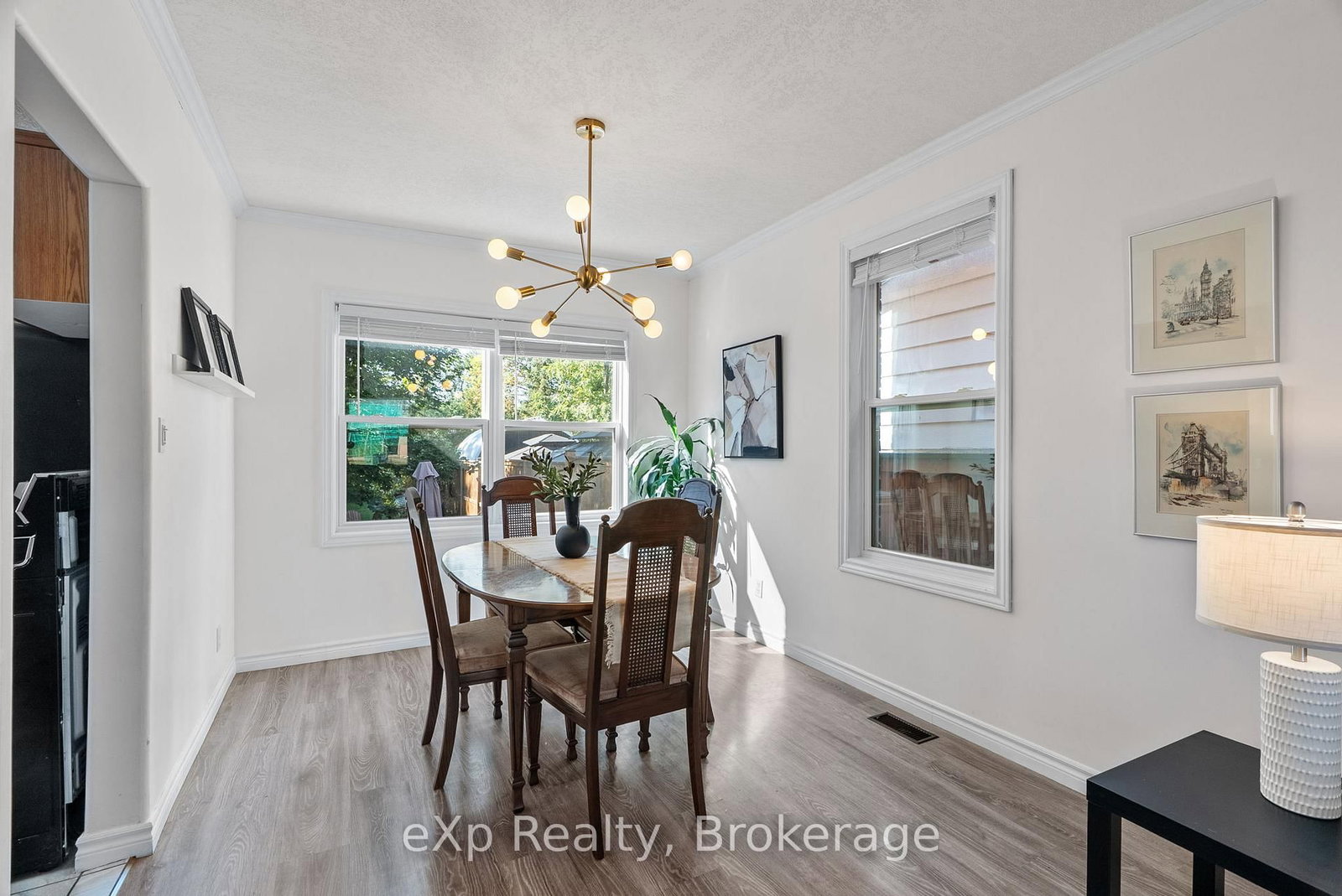 63 Guelph Street • Stratford, ON photo 14