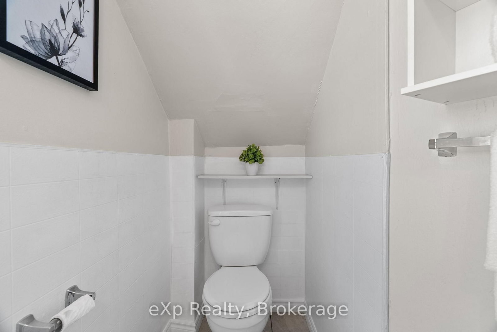 63 Guelph Street • Stratford, ON photo 27