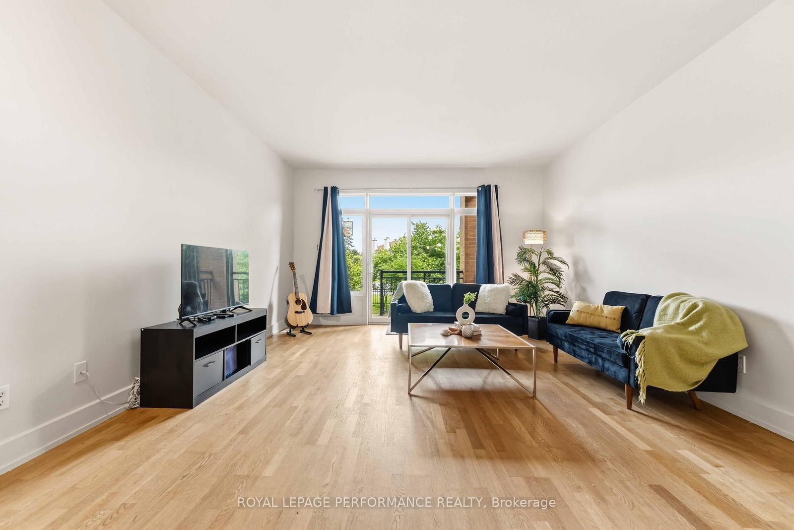 22 Bergeron Private • #35 • Orleans, ON photo 15