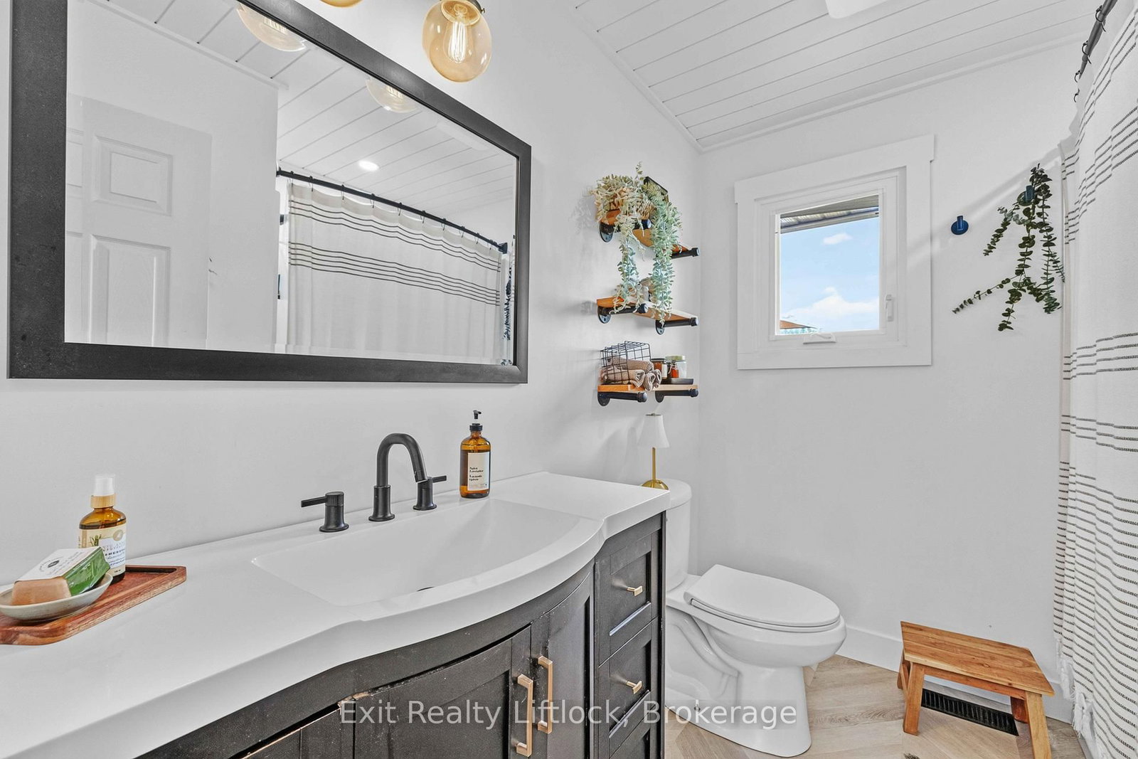 2917 Highway 28 • Douro-Dummer, ON photo 17