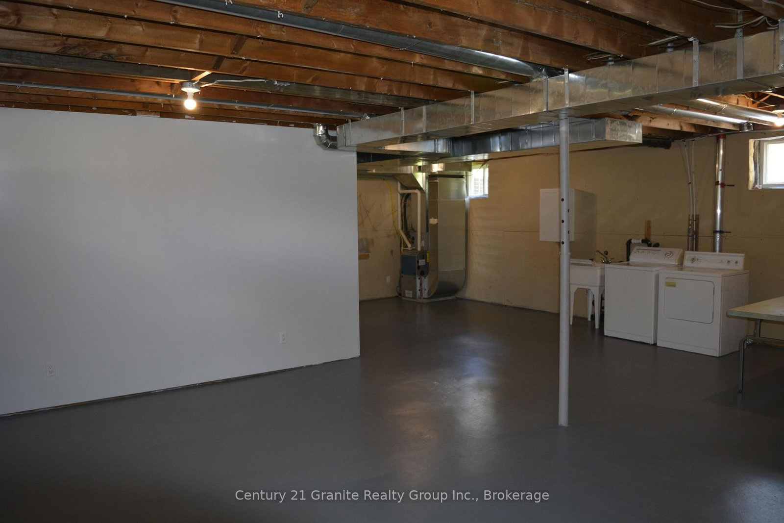 671 Hastings Street N • Bancroft, ON photo 23