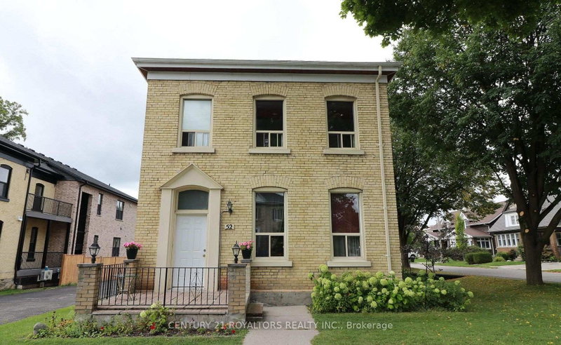 home for lease on 2-52 Wellington Street