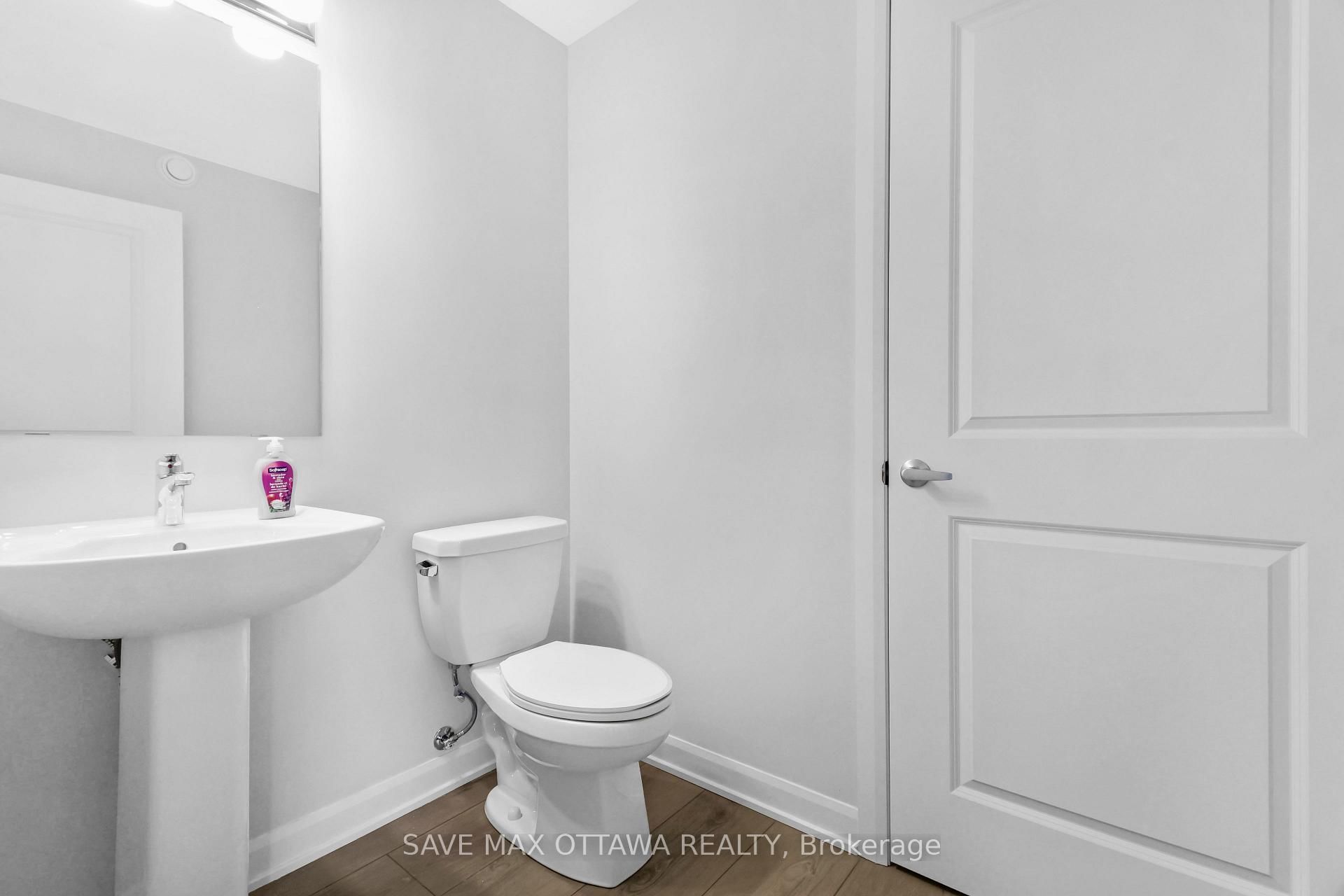 701 Glenroy Gilbert Drive, Unit 07