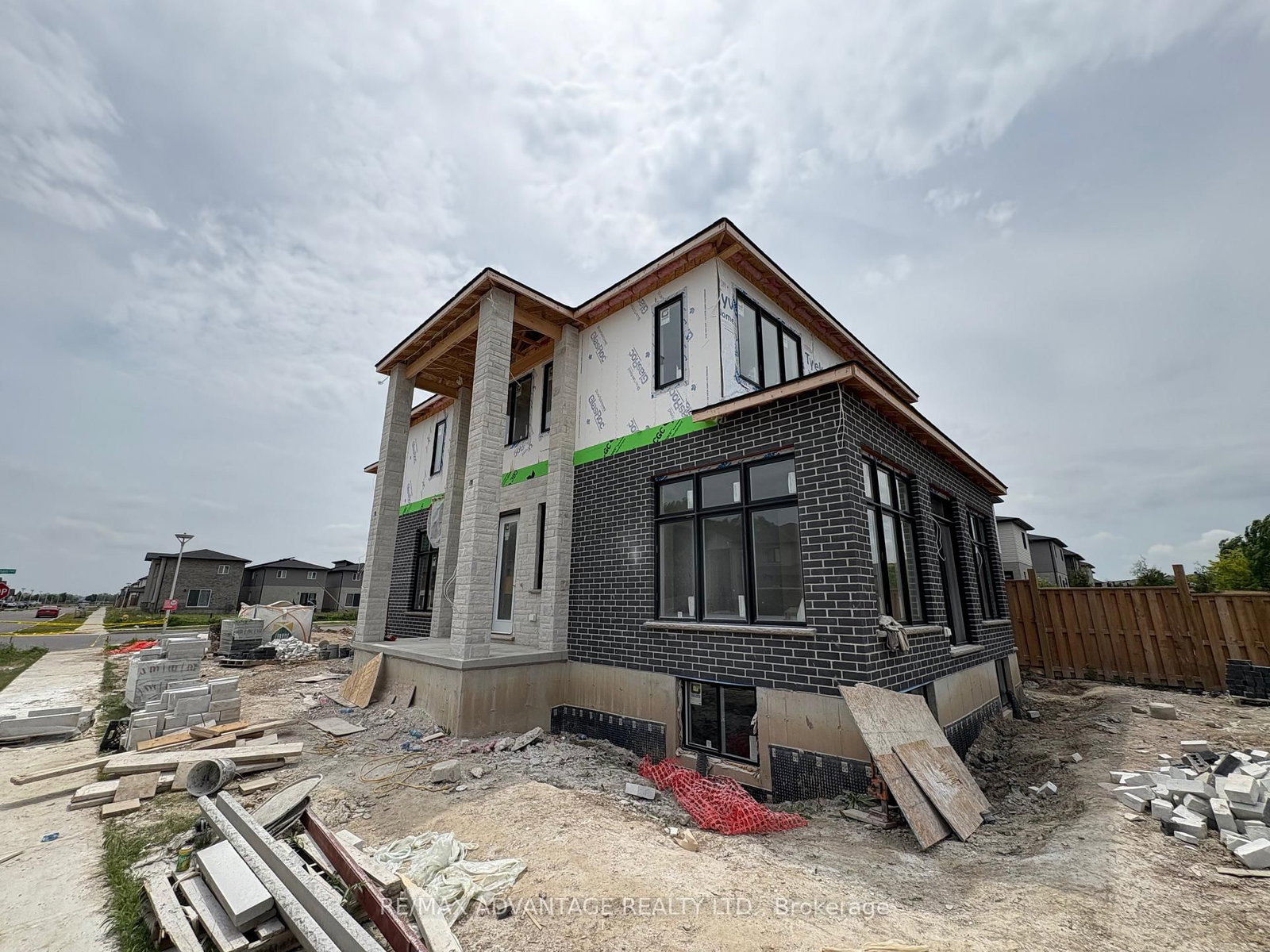 Listing Image 2