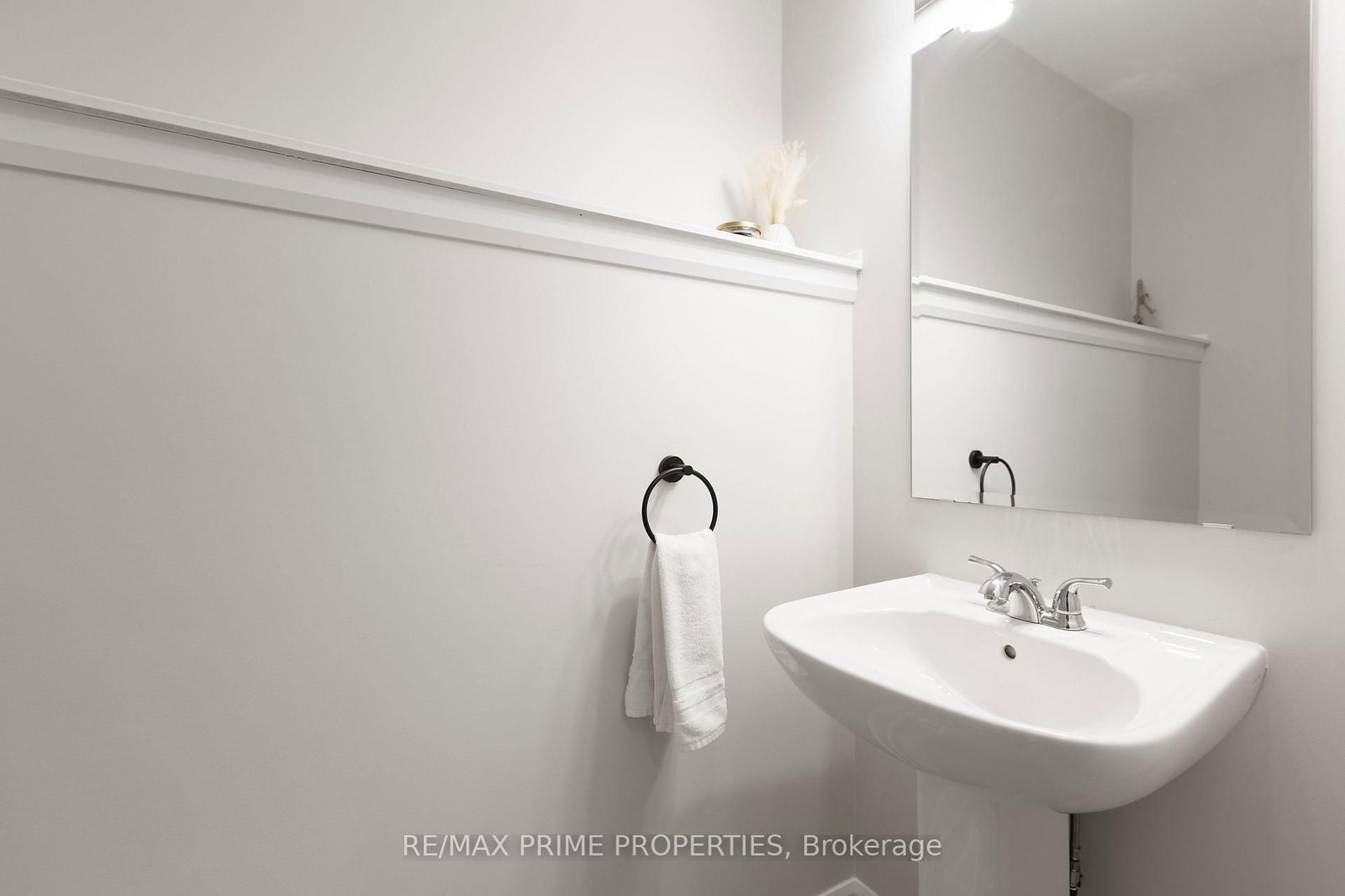 820 MERCIER Crescent • Ottawa, ON photo 21