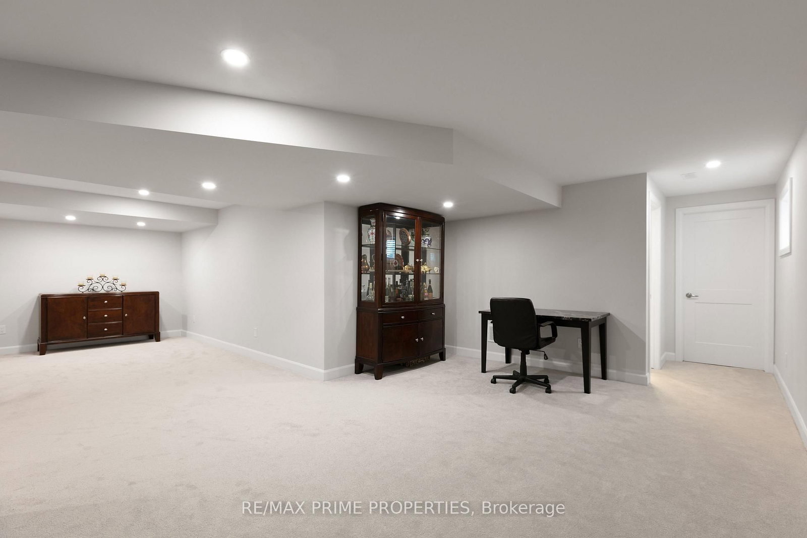 820 MERCIER Crescent • Ottawa, ON photo 38