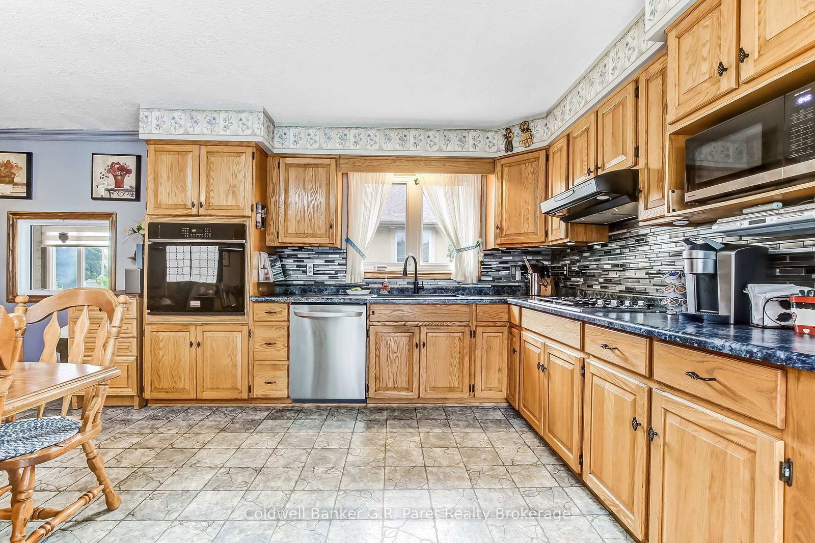 27 Woodcock Drive • Tillsonburg, ON photo 14