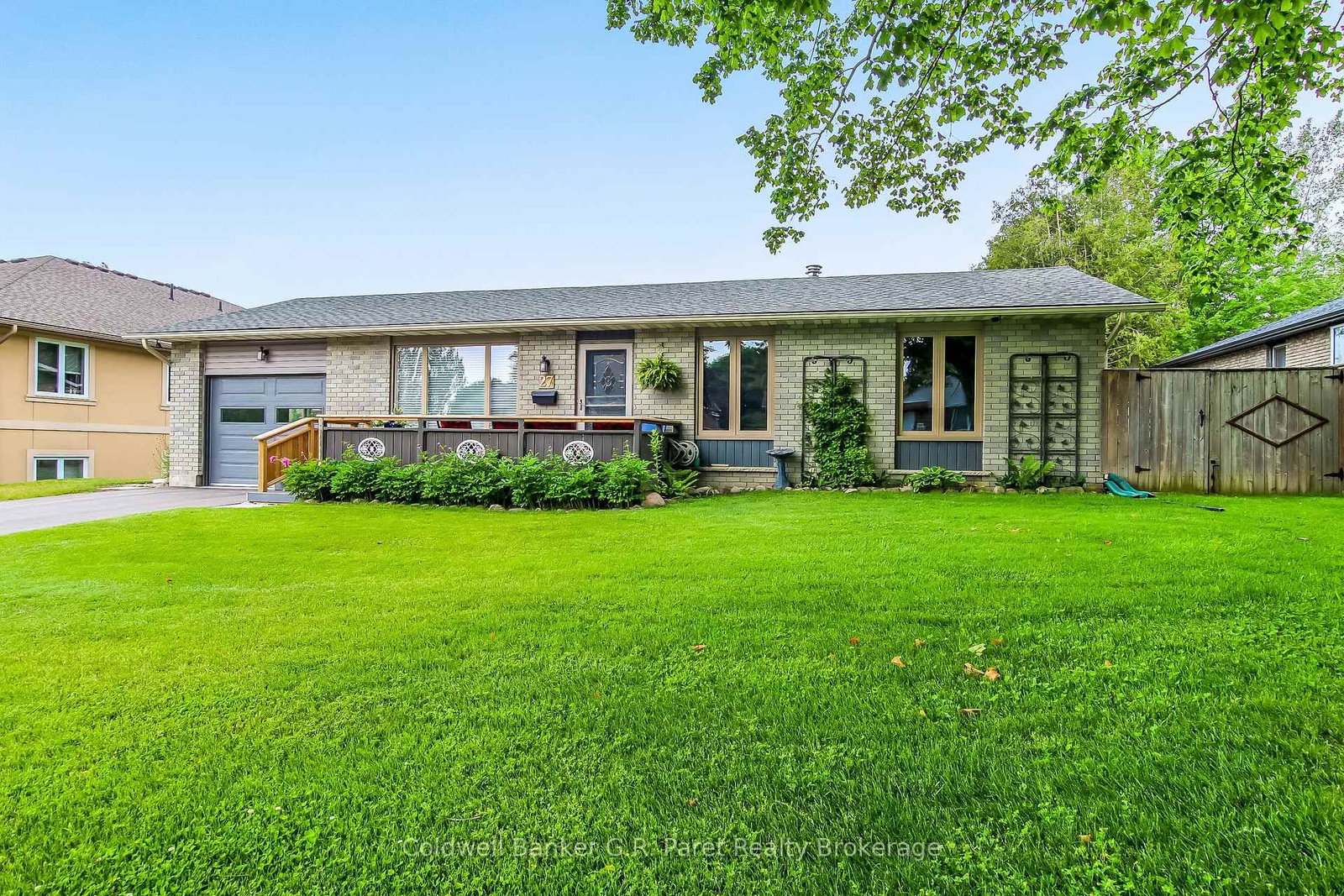 27 Woodcock Drive • Tillsonburg, ON photo 3