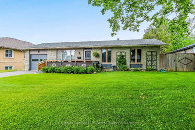 27 Woodcock Drive • Tillsonburg, ON photo 3