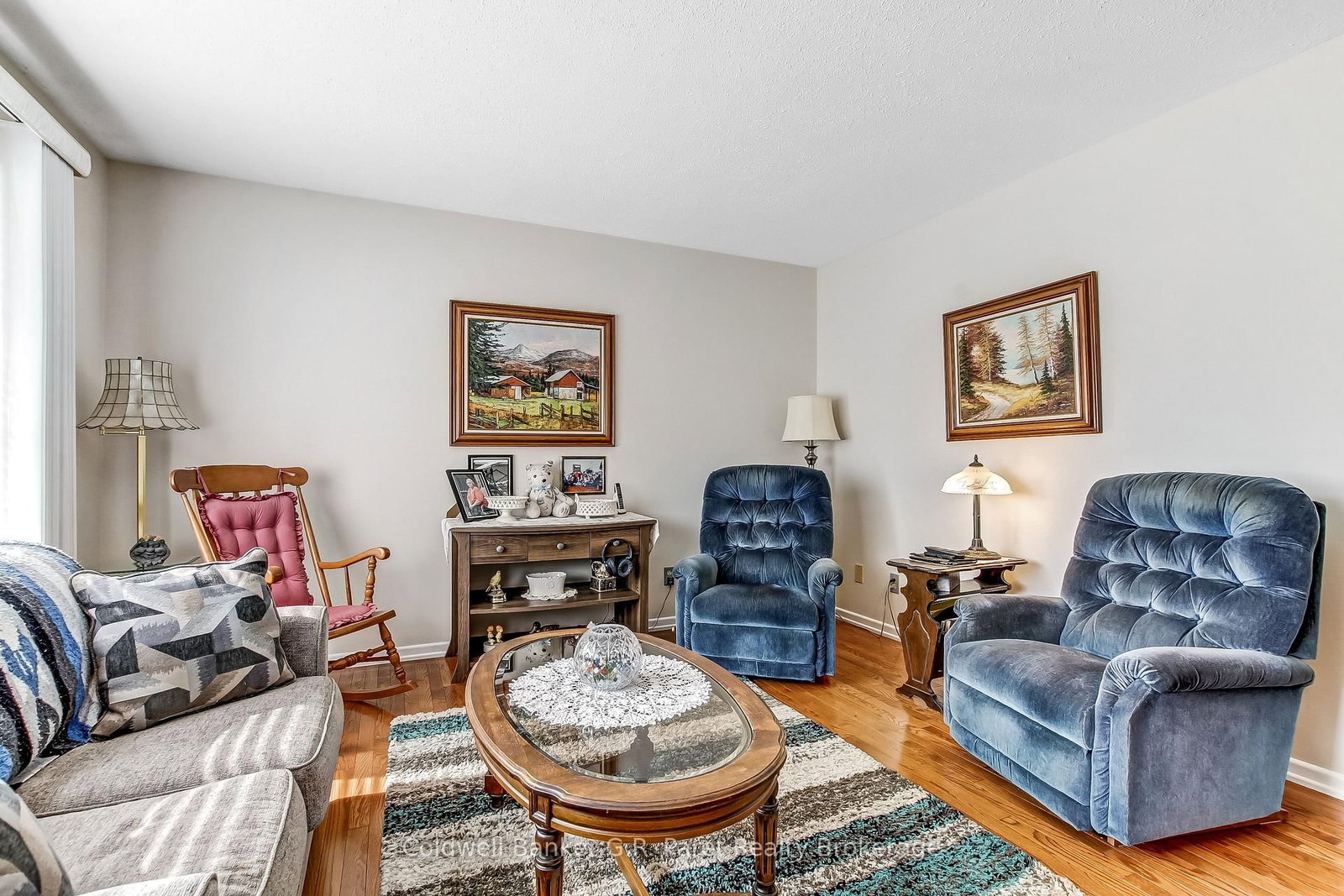 27 Woodcock Drive • Tillsonburg, ON photo 5
