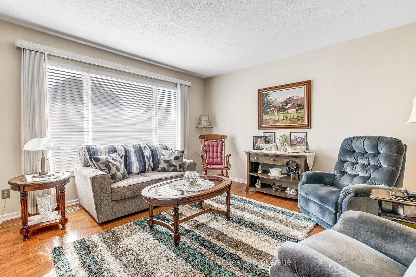 27 Woodcock Drive • Tillsonburg, ON photo 6