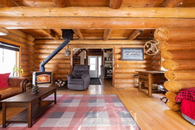 259 Lakeshore Road • Armour, ON photo 8