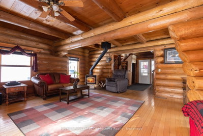 259 Lakeshore Road • Armour, ON photo 9