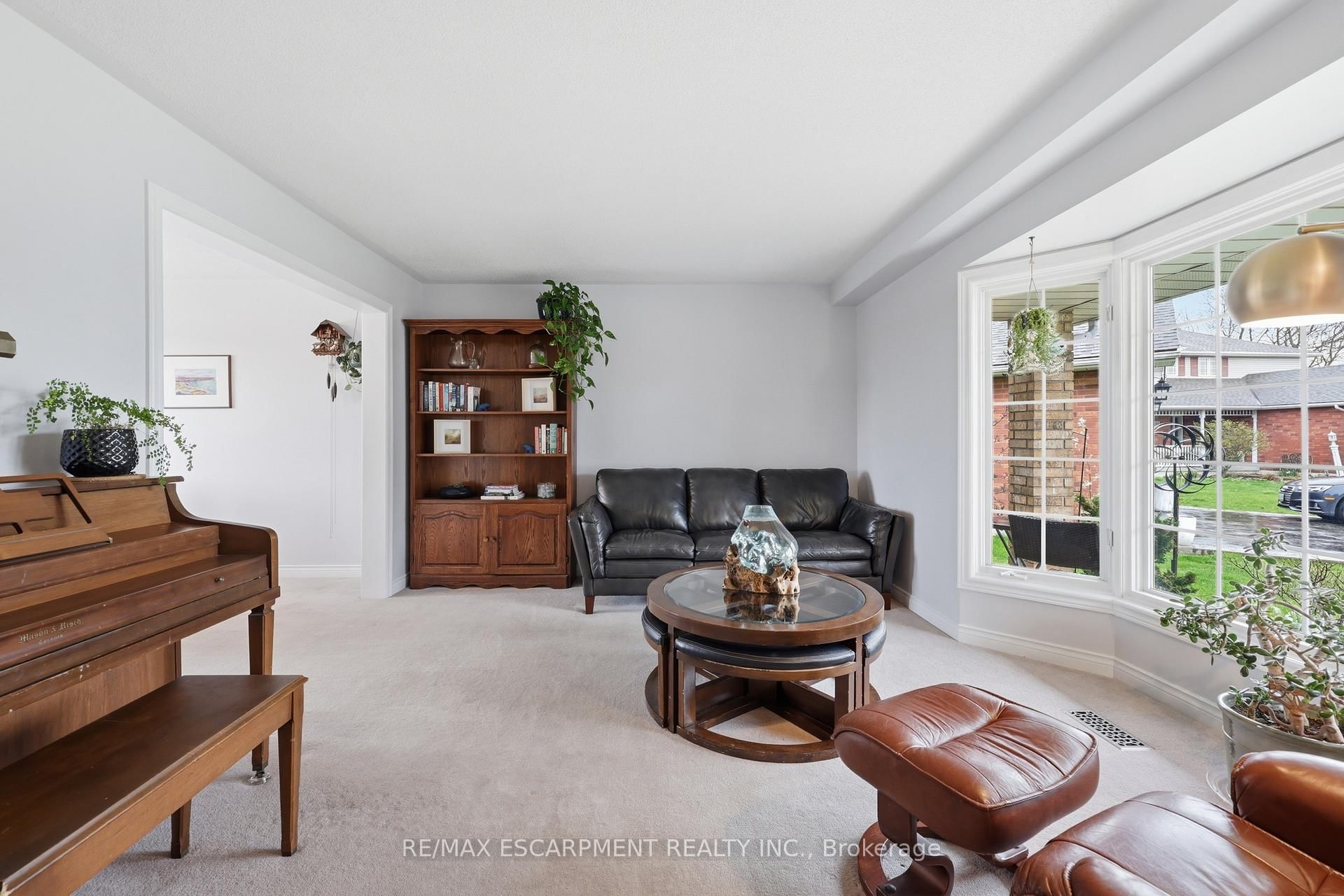 187 ALDERLEA Avenue