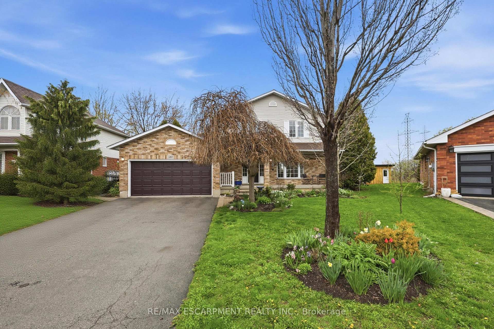 187 ALDERLEA Avenue