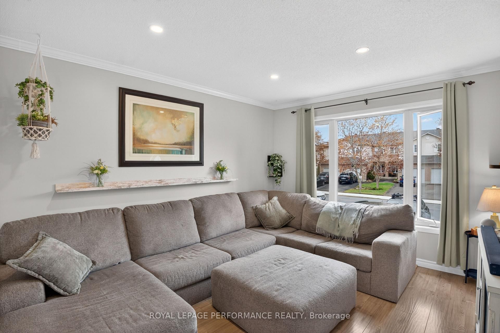 68 Lafleche Boulevard
