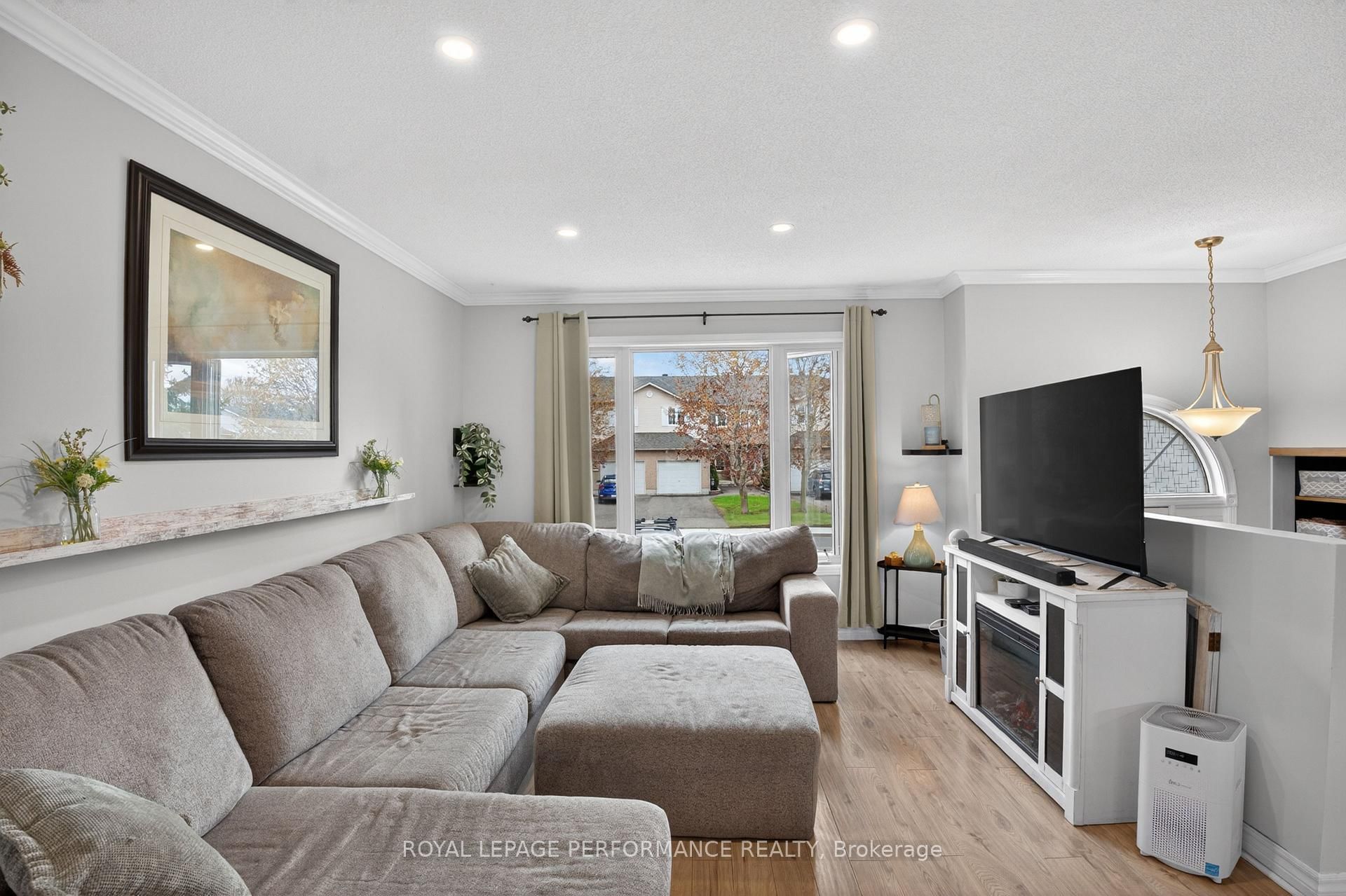 68 Lafleche Boulevard