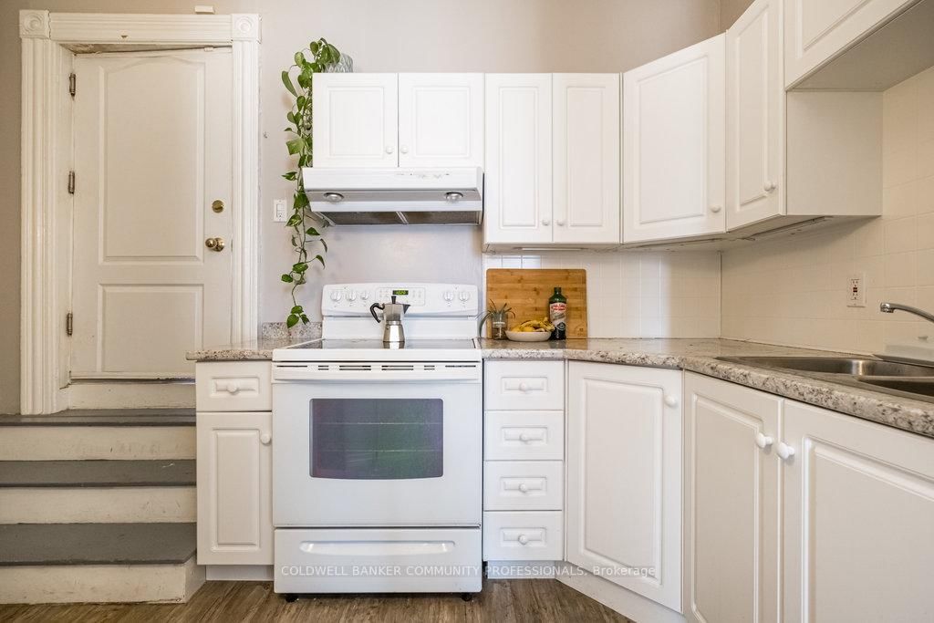 270 Queen Street S • Hamilton, ON photo 20