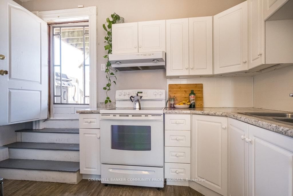 270 Queen Street S • Hamilton, ON photo 21