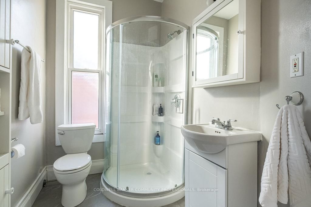 270 Queen Street S • Hamilton, ON photo 23