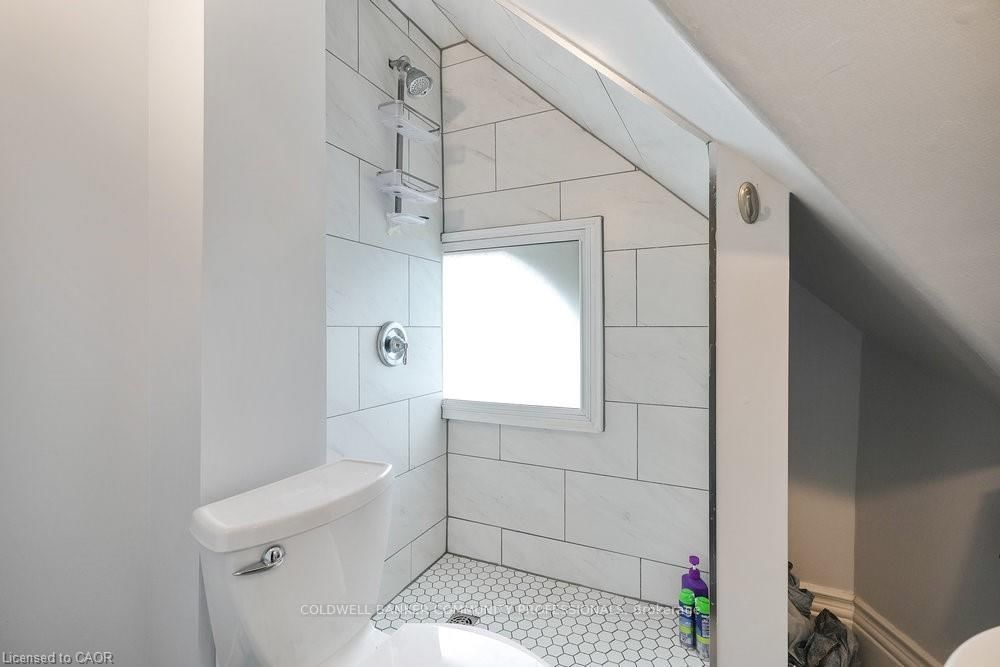 270 Queen Street S • Hamilton, ON photo 33