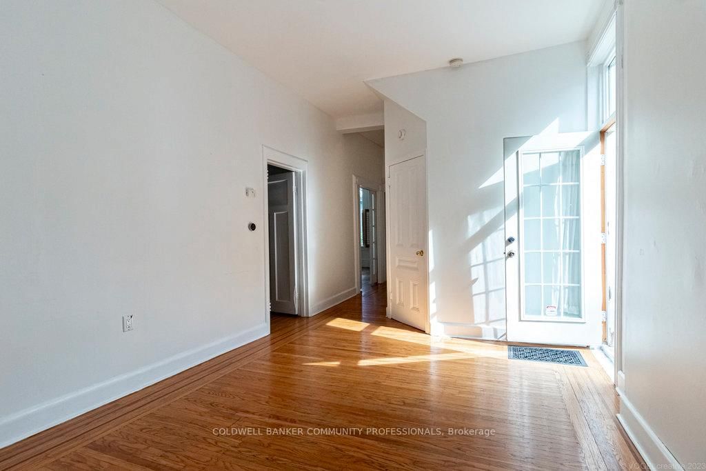 270 Queen Street S • Hamilton, ON photo 36