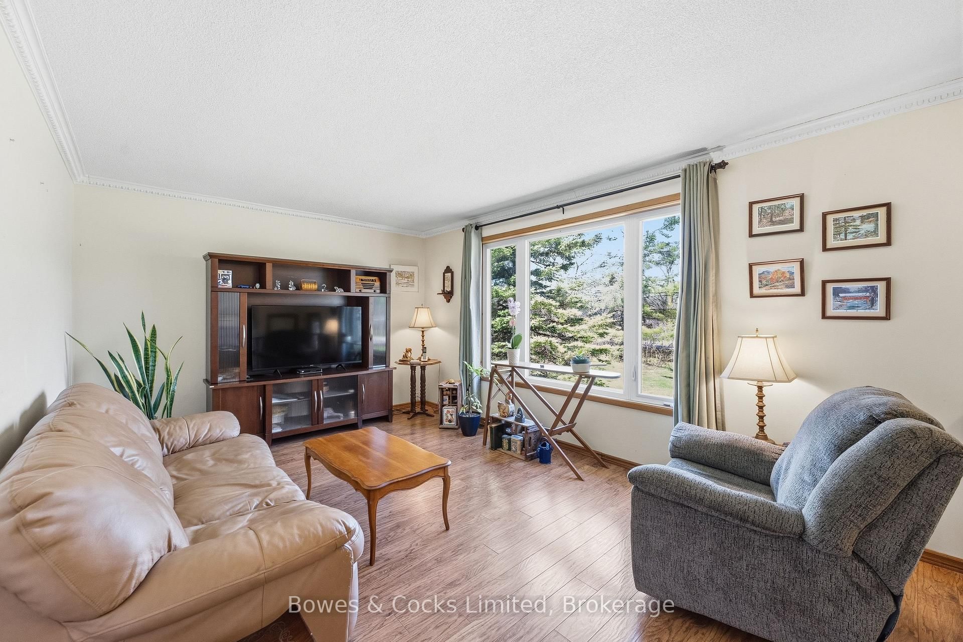 1044 County Road 40