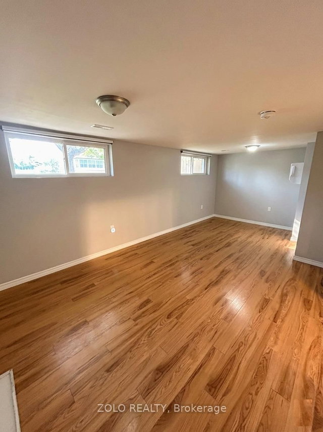 Lower - 3 Old York Crescent