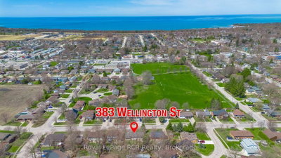383 WELLINGTON Street • Saugeen Shores, ON photo 3